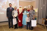 Почта России в Удмуртии наградила победителей конкурса детского рисунка «Открытка Деду Морозу»